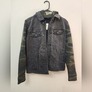 Men's Small Hollister Camouflage Sleeve Denim Jacket A1